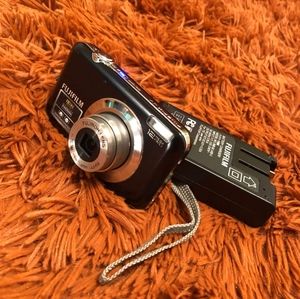 Fujifilm JV100 Digital Camera